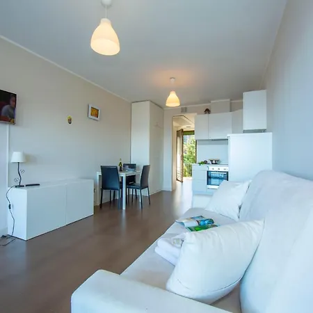Appartement Meina Apartment Meina